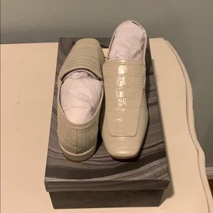 NEW Jeffrey Campbell Marlo Croc Embossed Loafer